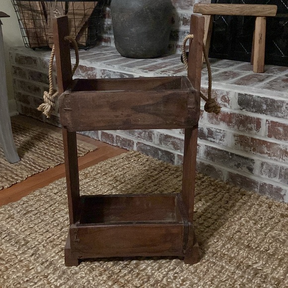 Vintage Brick Mold Stand - Picture 5 of 6